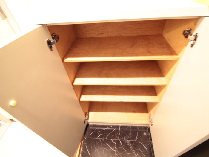 ビバリ－ヒルズの物件内観写真