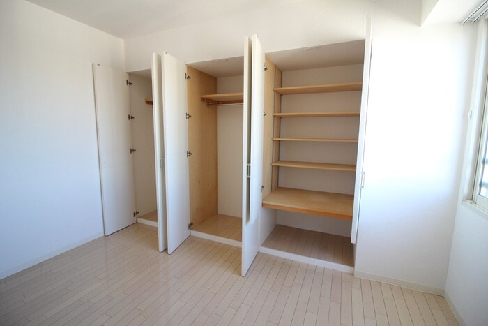 アーデン宮の森の物件内観写真