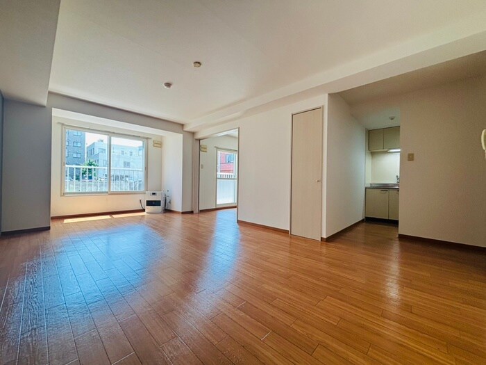 リベルティ山鼻の物件内観写真