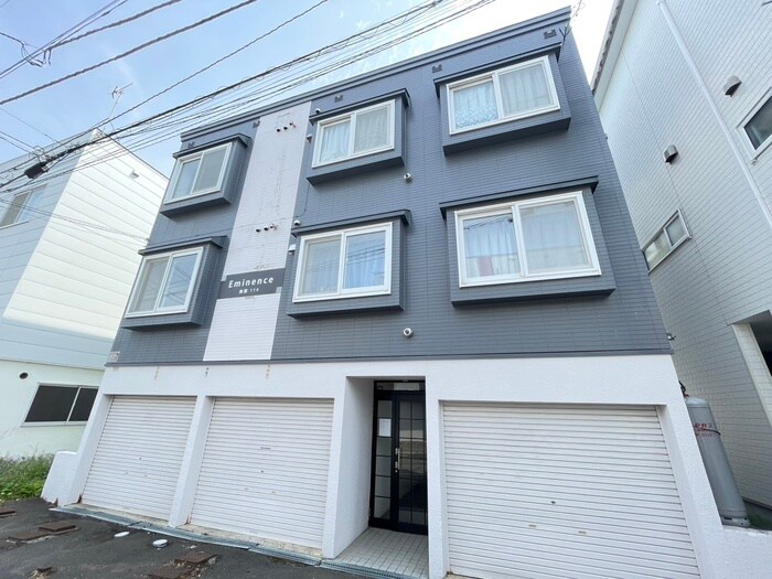 エミネンス美園　１１４の物件外観写真