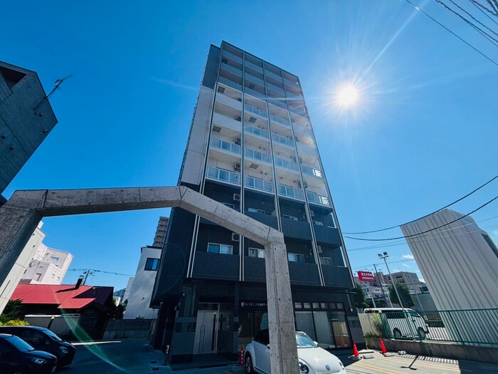 ラクラス円山公園の物件外観写真