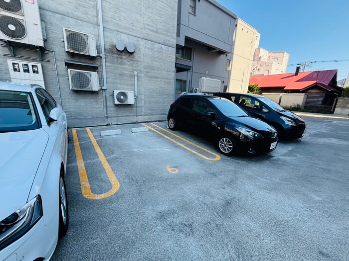 ラクラス円山公園の物件外観写真