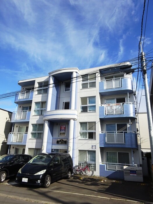 グランメ－ル南郷東の物件外観写真