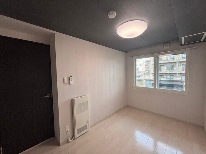 ピオネロ伏見の物件内観写真