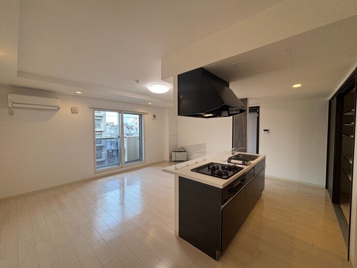 ピオネロ伏見の物件内観写真