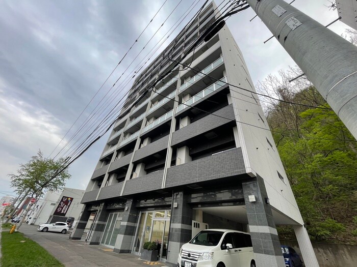 サンコ－ト円山ガ－デンヒルズの物件外観写真