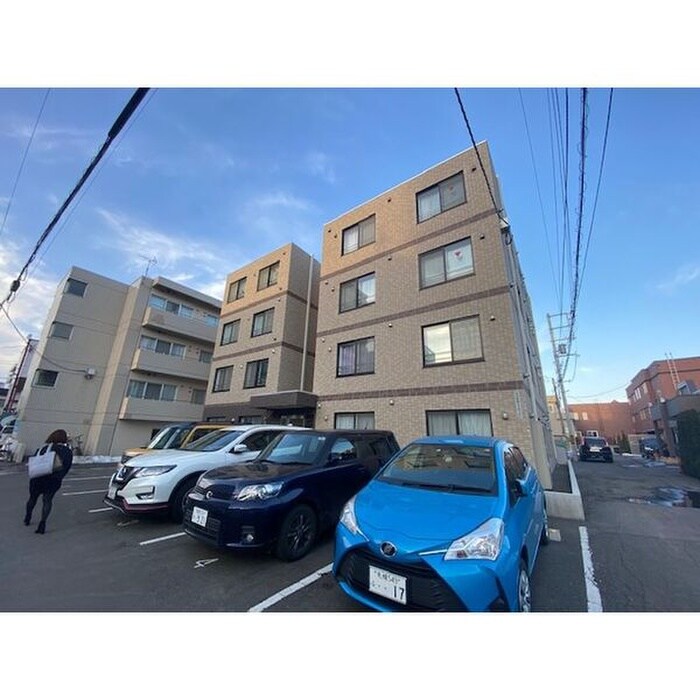 レグルス１４の物件外観写真