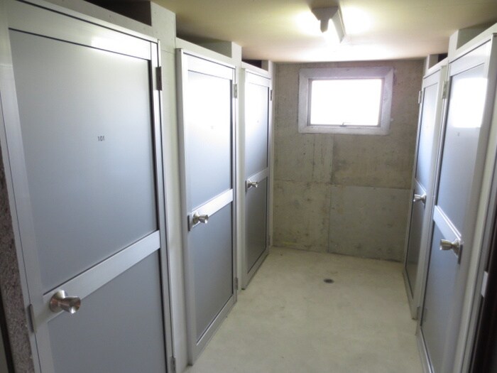 メゾンアヴェニューアヌの物件外観写真