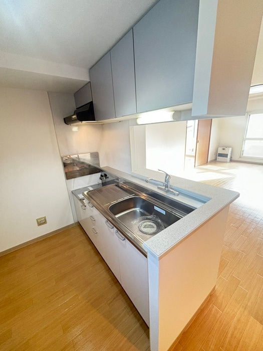 ﾌｧｲﾌﾞ・ｳｪｰﾌﾞの物件内観写真