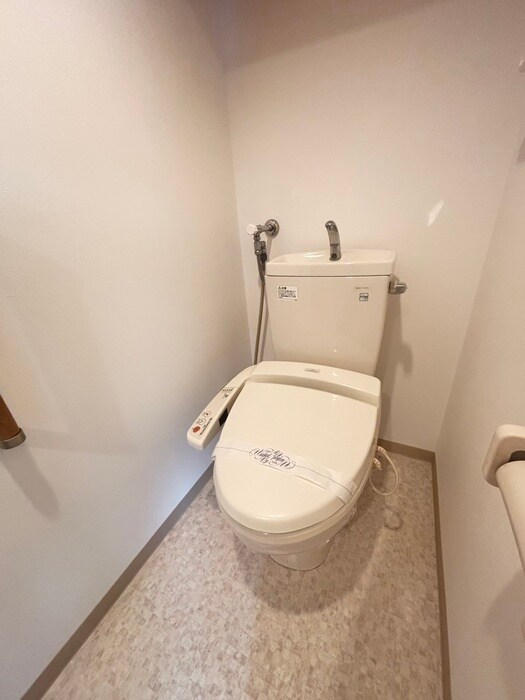 ﾌｧｲﾌﾞ・ｳｪｰﾌﾞの物件内観写真