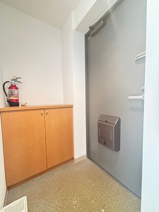 ﾌｧｲﾌﾞ・ｳｪｰﾌﾞの物件内観写真