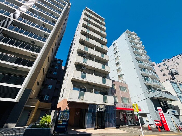 シェモア南１条の物件外観写真