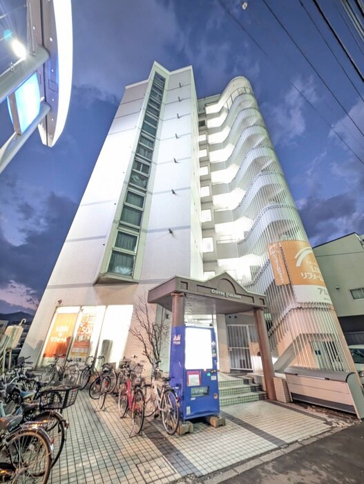 クィーンズ山の手の物件外観写真