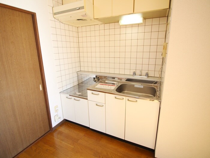 シャネル南郷の物件内観写真