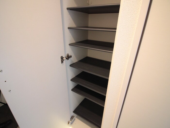 グリシーヌ　Ｌ・Ａの物件内観写真