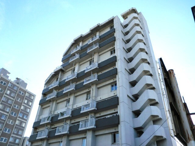 ＡＭＳ３５２ビルの物件外観写真