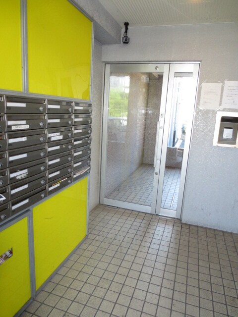 ＡＭＳ３５２ビルの物件外観写真