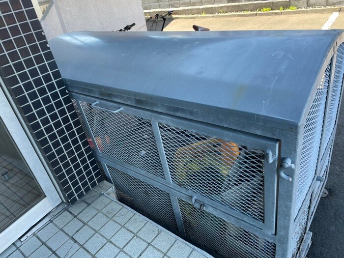 ＡＭＳ３５２ビルの物件外観写真