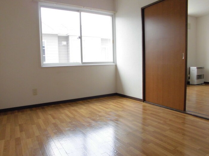 WHITE　COURT　KAYA 12の物件内観写真