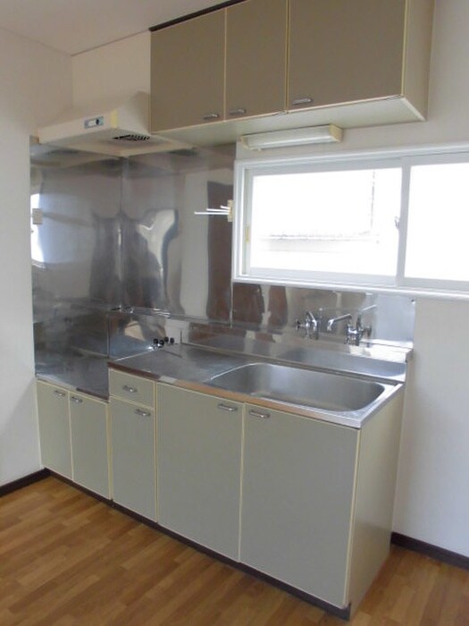 WHITE　COURT　KAYA 12の物件内観写真