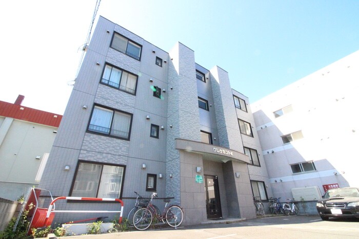 クレッセントＫの物件外観写真