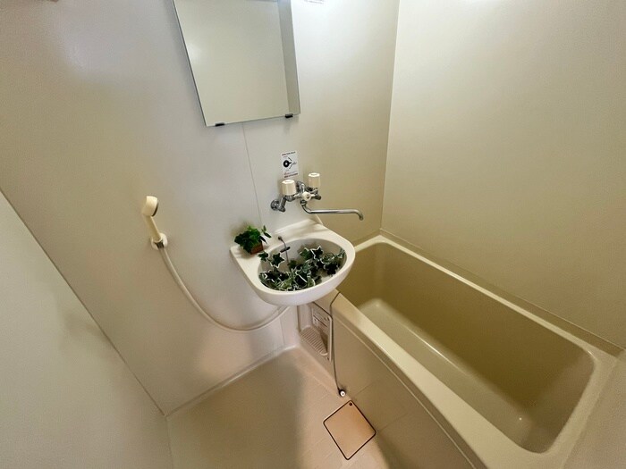 ﾋﾙｺｰﾄ宮の森ｲｰｽﾄｳｲﾝｸﾞの物件内観写真