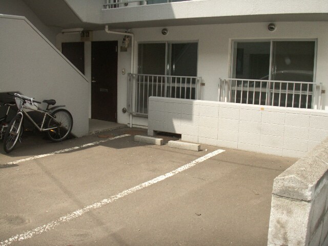 ラ・ロマネの物件外観写真