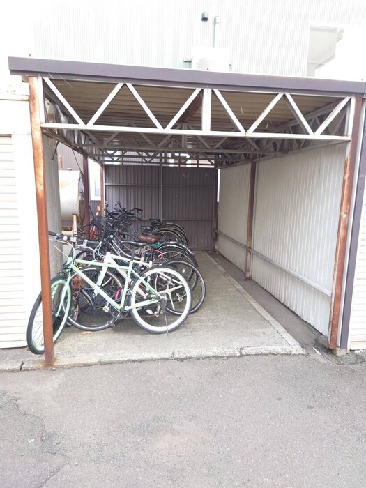 マリノス２４の物件外観写真