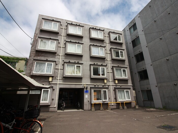 アルテピアッツァⅡの物件外観写真