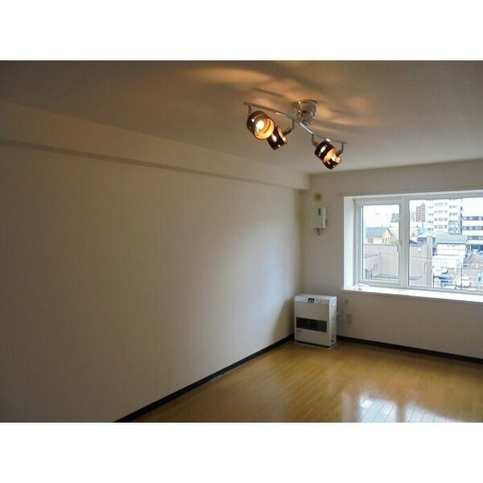 アルテピアッツァⅡの物件内観写真