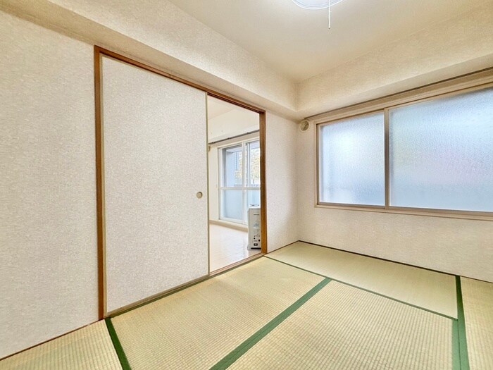 ダンディライオンの物件内観写真