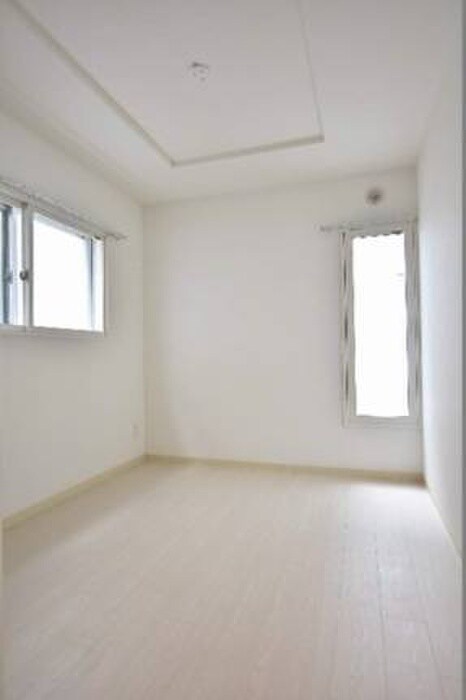 カサトレス西町の物件内観写真