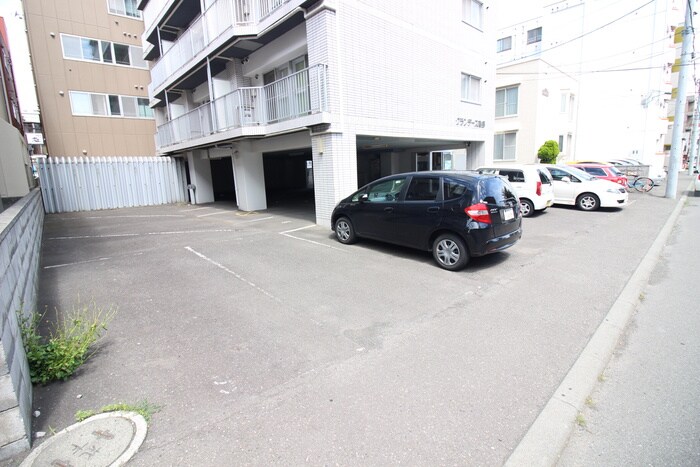 グランデ－ス南郷の物件外観写真