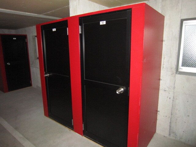 グランメゾンイ－ストの物件外観写真