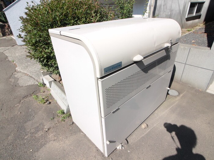 グランメゾンイ－ストの物件外観写真