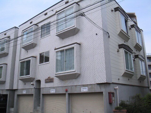 エルパラシオＡ棟の物件外観写真