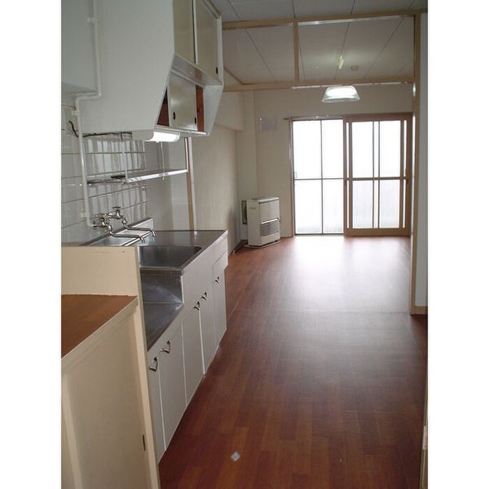 内山マンションの物件内観写真