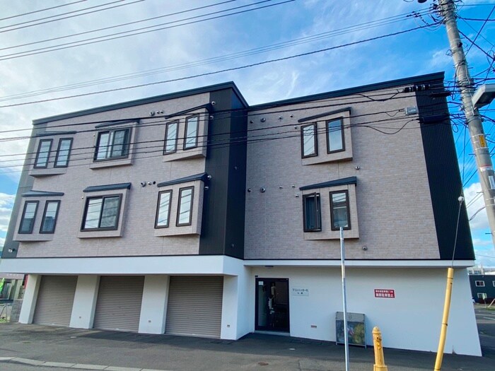 グランディオール元町の物件外観写真