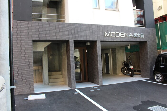 MODENA医大前の物件外観写真