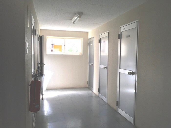 アーバンコート南郷Ⅰの物件外観写真