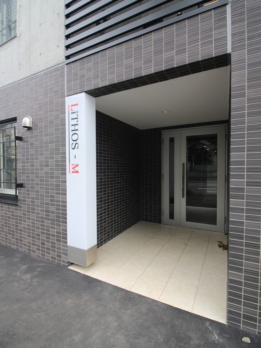 LiTHOS-Mの物件外観写真