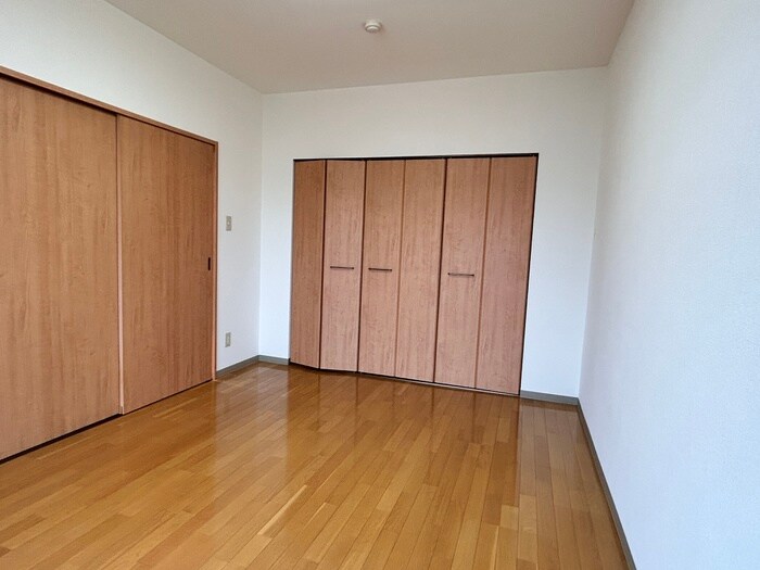 エクセルカムズの物件内観写真