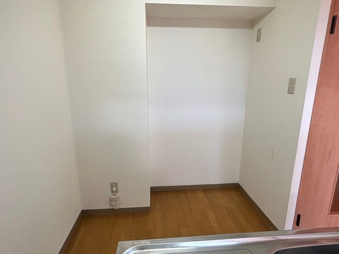 エクセルカムズの物件内観写真