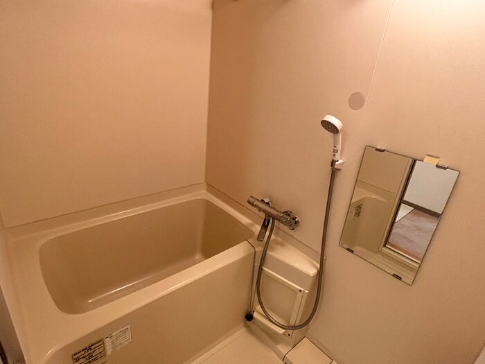 エクセルカムズの物件内観写真