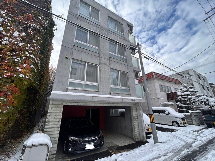 エール学園前の物件外観写真