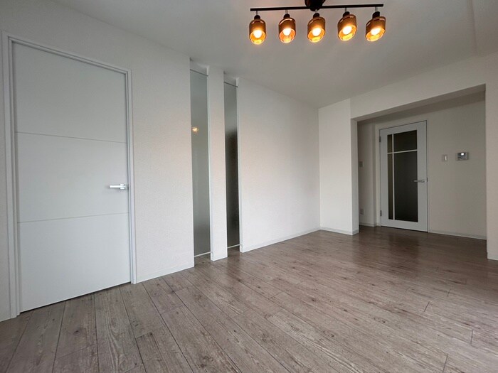 エール学園前の物件内観写真