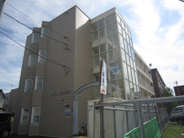 シティハウス白石の物件外観写真