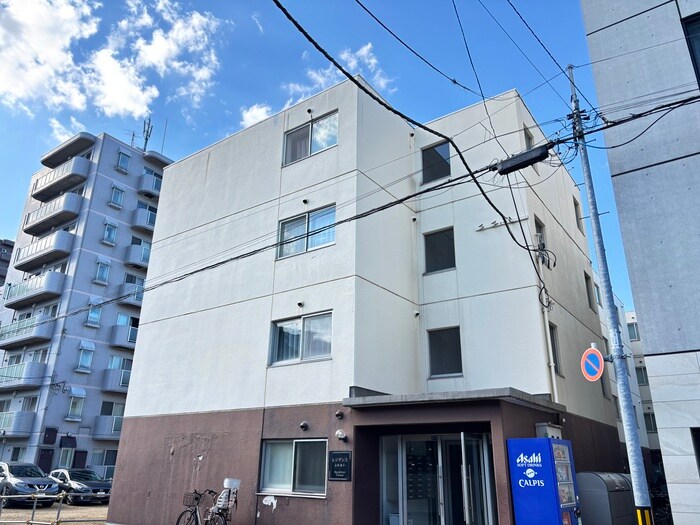 レジデンスふれあいの物件外観写真