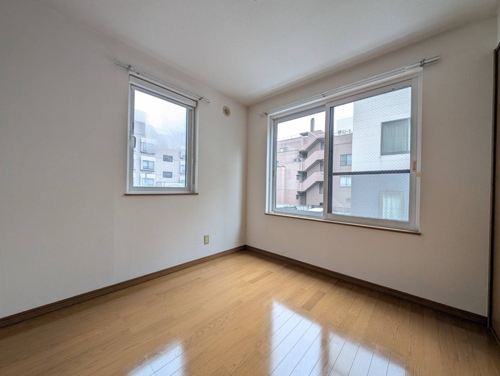 サウザンドファイン琴似の物件内観写真