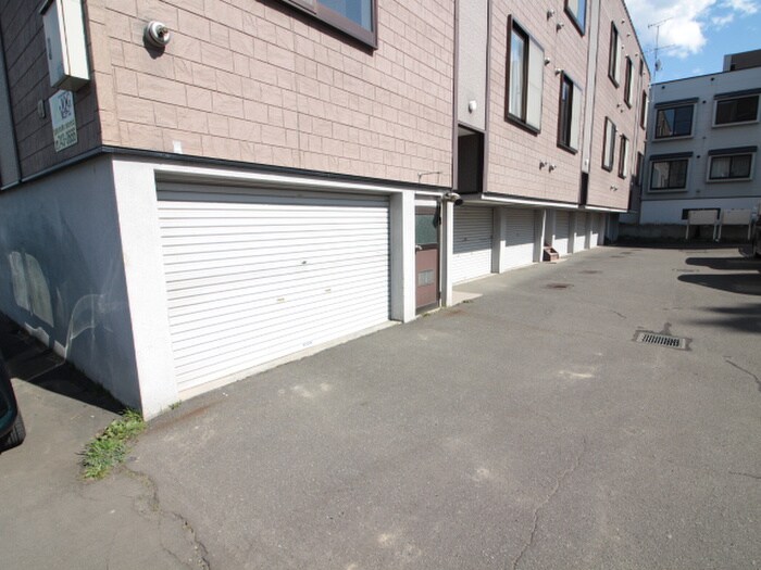 LA　VALLEE　NOUVELLEの物件外観写真